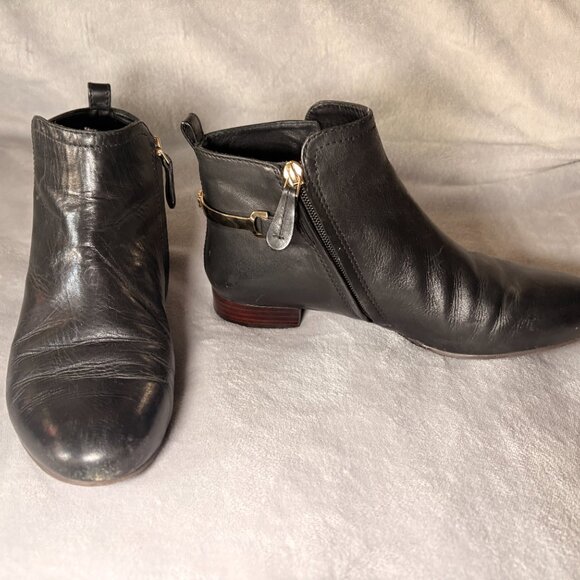 Tory Burch Jess Black Leather Ankle Boots with Gold Hardware, Size 8.5M - Picture 3 of 7